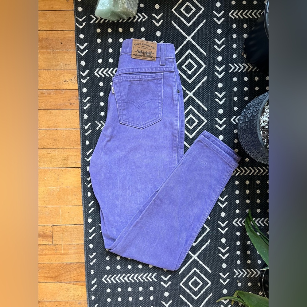 Vintage 900 Series Levi’s Jeans ☄️